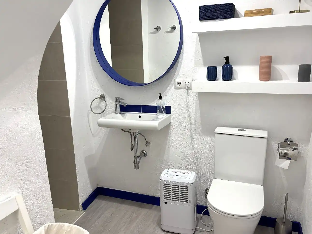 Bathroom of Apartments for rent in Sitges  with Air Conditioner, Heating and Furnished