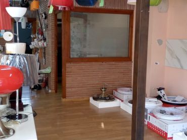 Locale commerciale in vendita a Martos