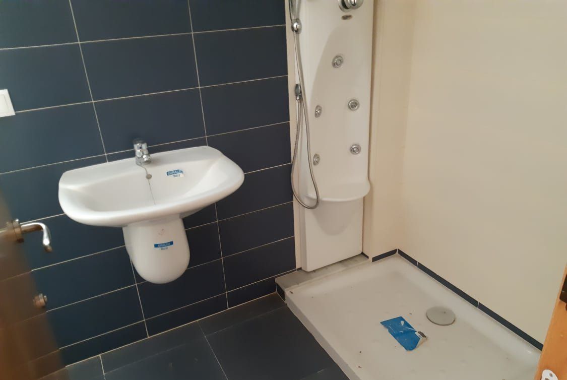 Bathroom of Flat for sale in L'Alcúdia de Crespins  with Alarm