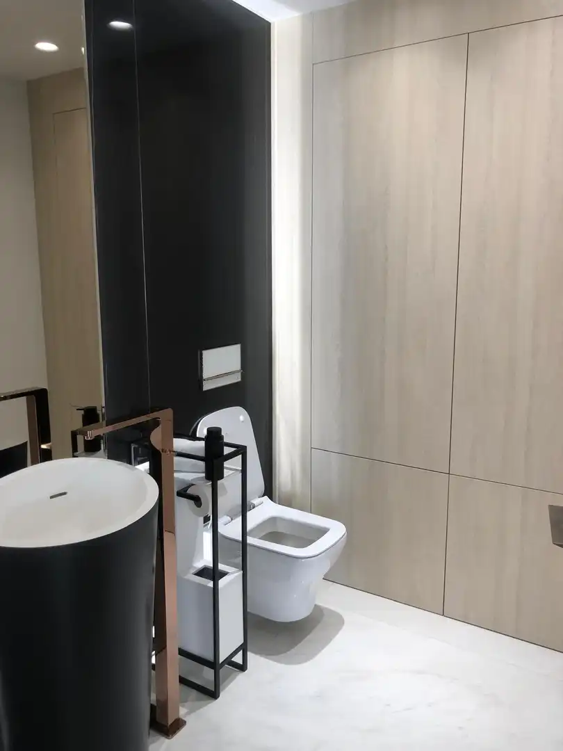 Bany de Pis en venda en Estepona amb Aire condicionat, Terrassa i Traster