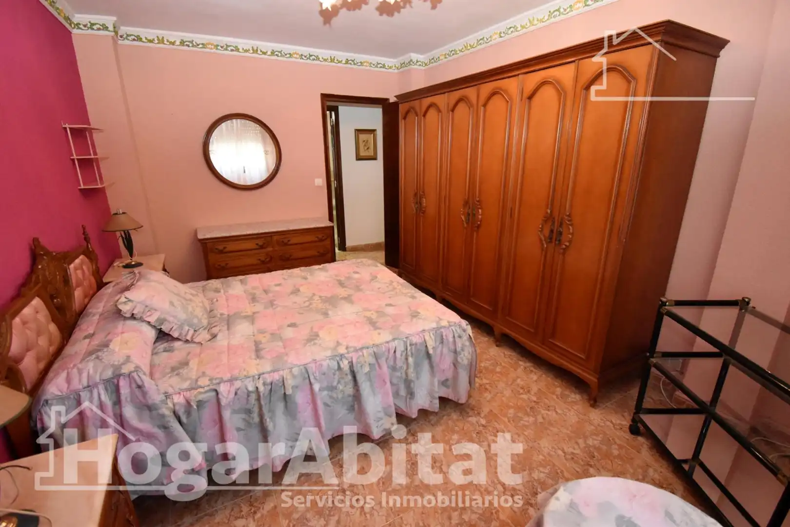 Habitación de Piso en venta en Castellón de la Plana / Castelló de la Plana con Aire acondicionado, Calefacción y Amueblado