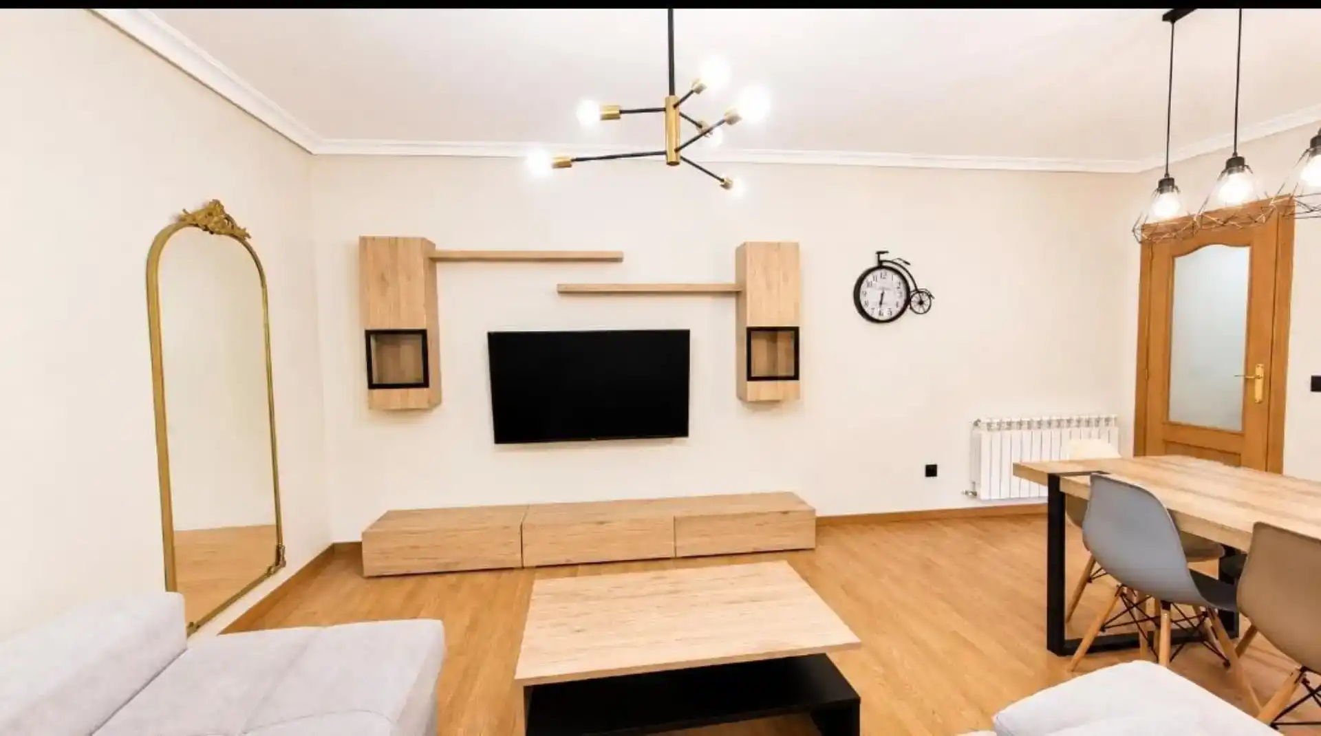 Sala d'estar de Pis en venda en Ocaña amb Aire condicionat i Balcó