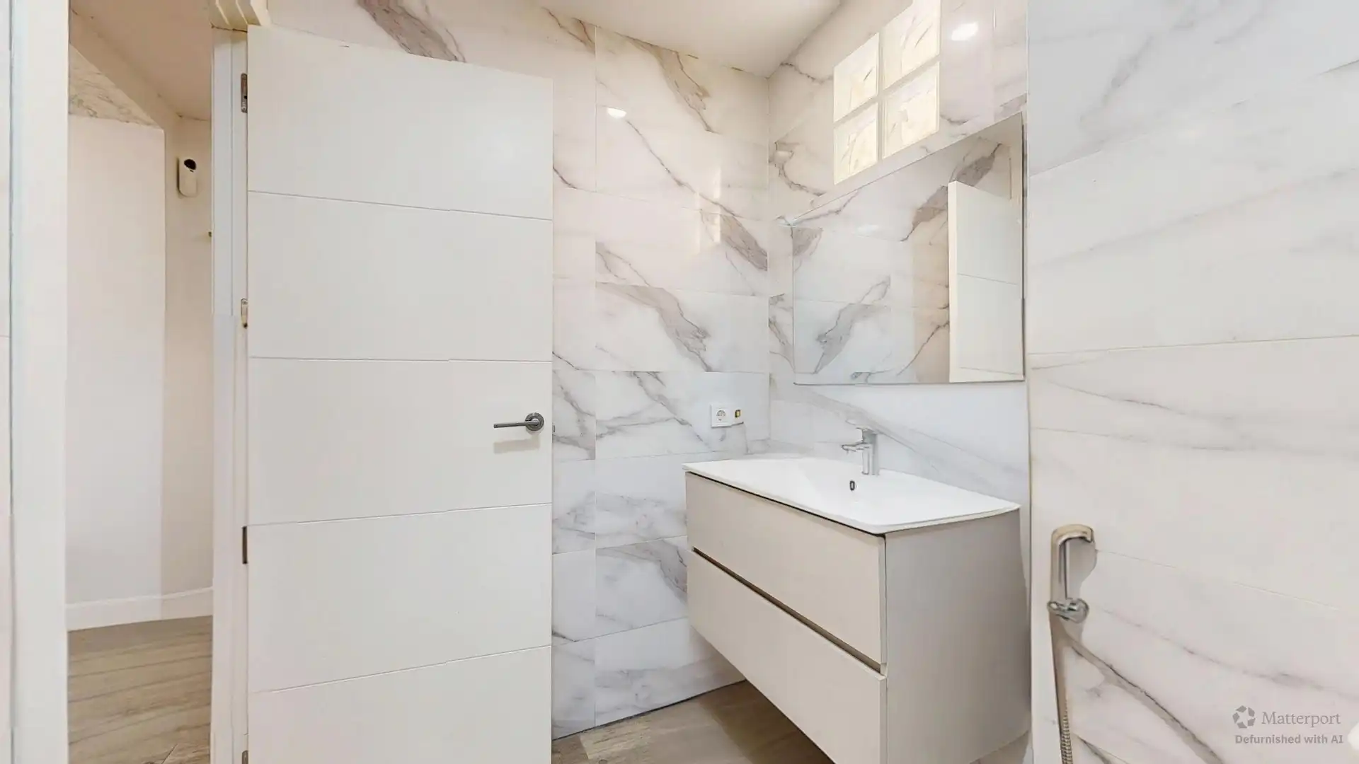 Baño de Piso en venta en Náquera con Terraza y Balcón