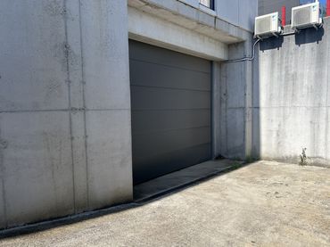 Industriegebäude zur Miete in Avenida do Cruceiro da Coruña 1