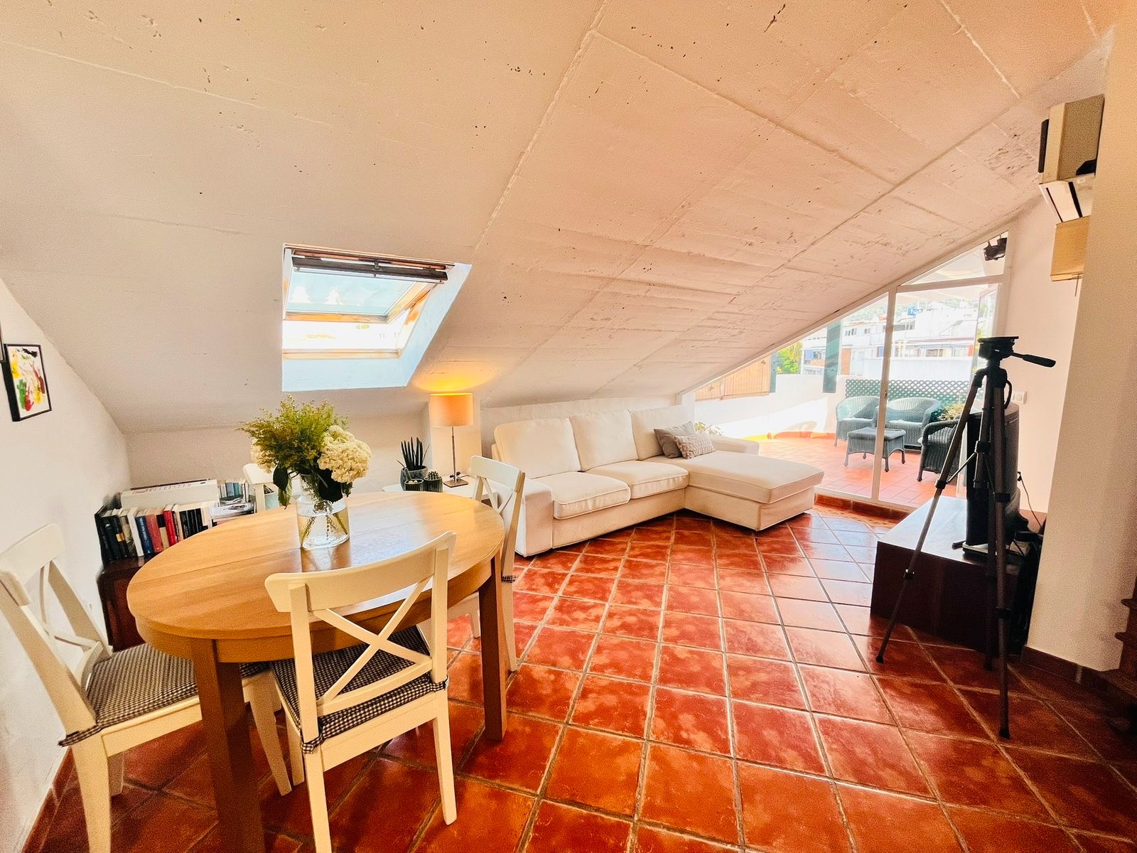 Living room of Attic for sale in Marbella