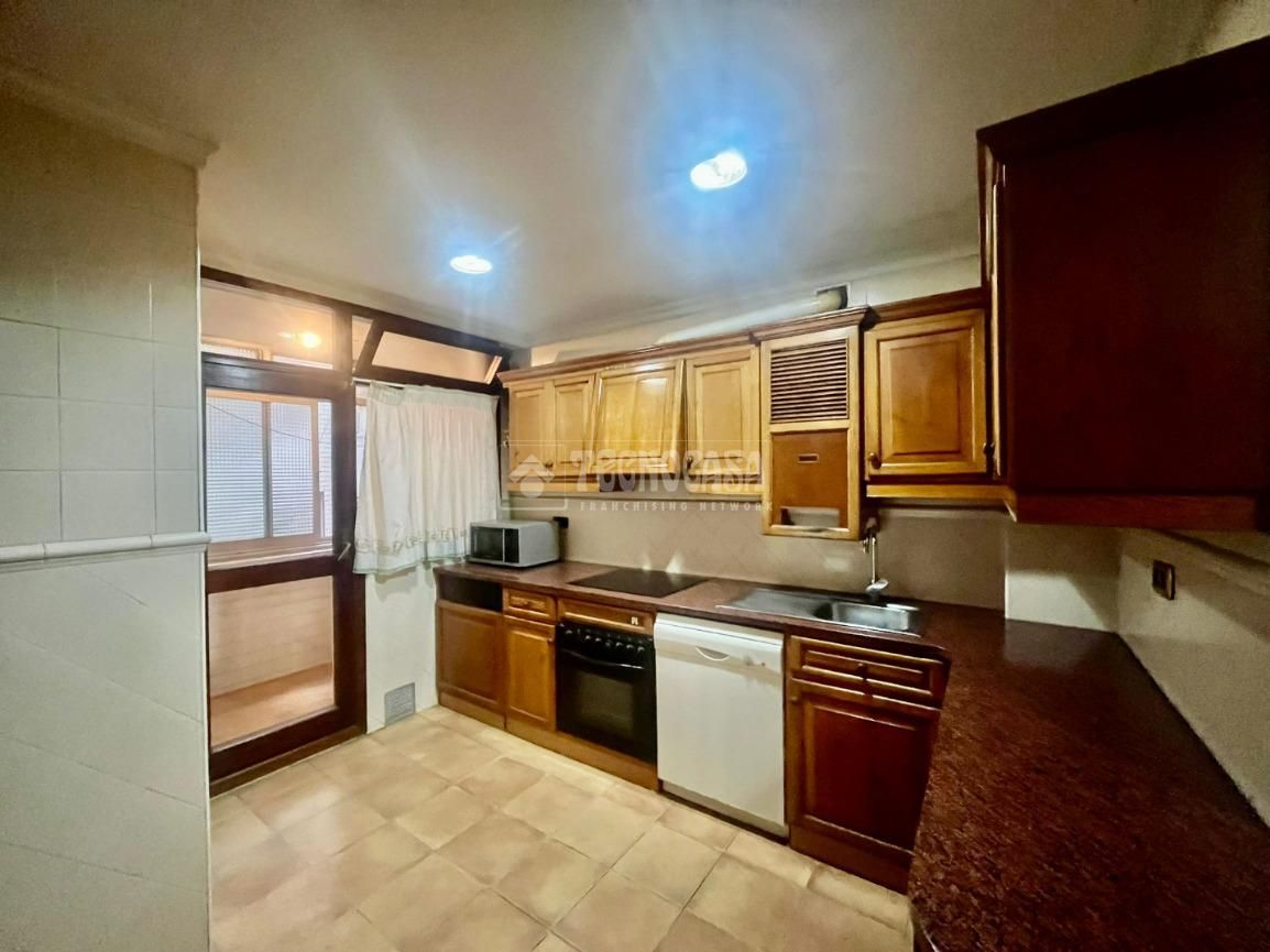 Piso de alquiler en Calle San Fernando, Numancia - San Fernando