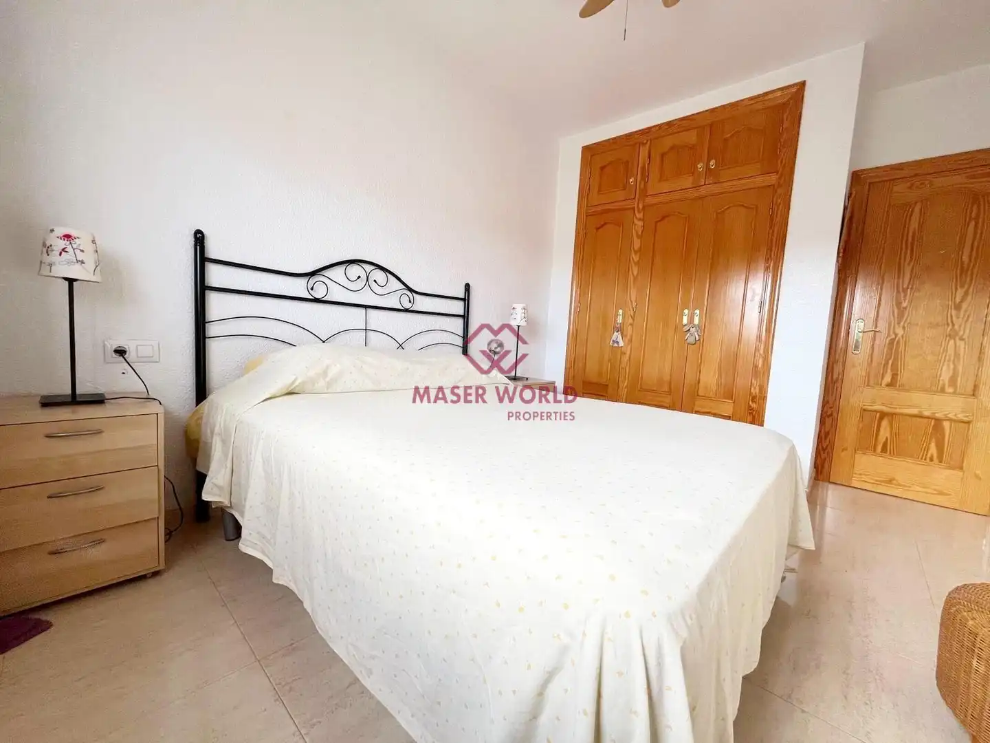 Dormitori de Casa o xalet en venda en Mazarrón amb Aire condicionat, Calefacció i Jardí privat