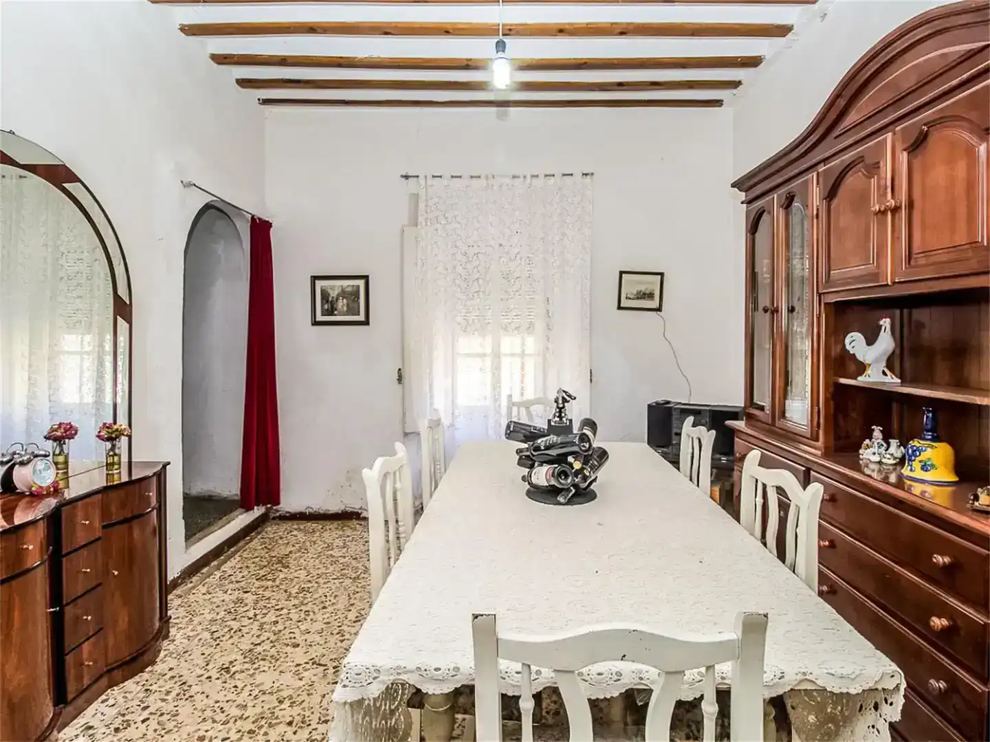 Menjador de Casa adosada en venda en Alcubillas amb Jardí privat, Traster i Balcó