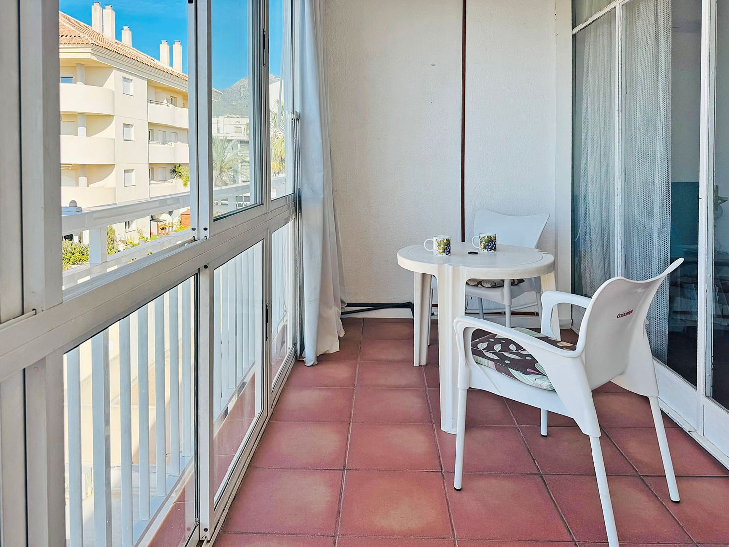 Dormitori de Apartament en venda en Benalmádena amb Terrassa, Moblat i Rentadora