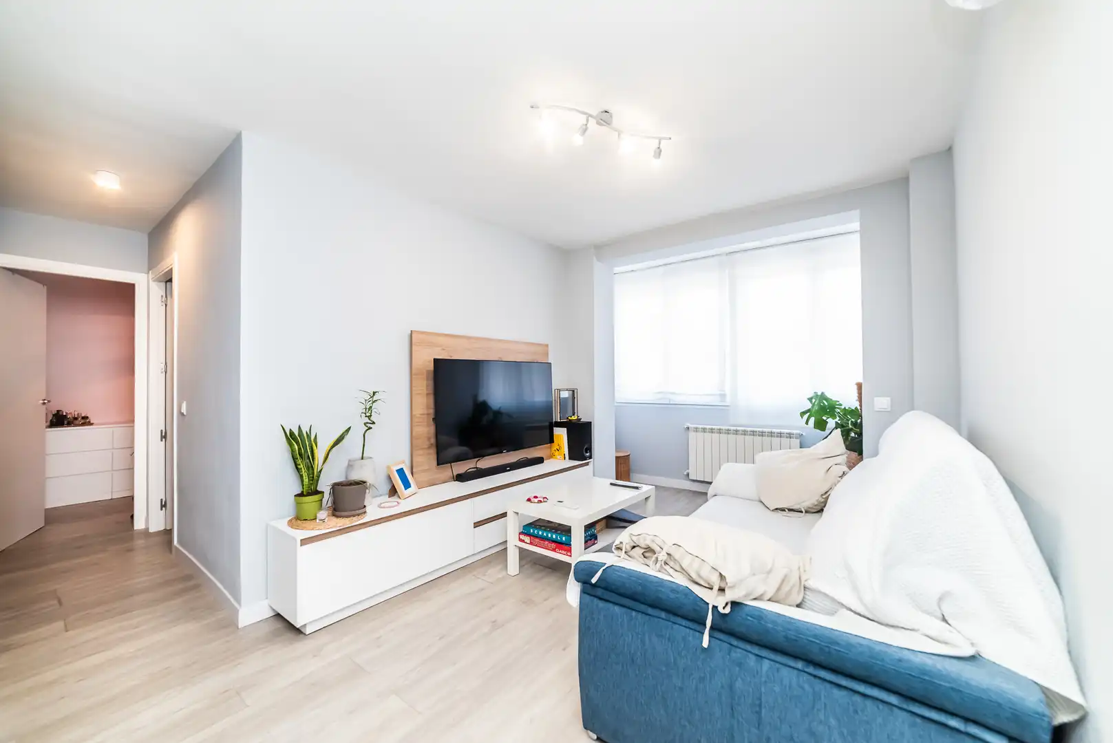 Living room of Flat for sale in Leganés  with Air Conditioner, Heating and Storage room