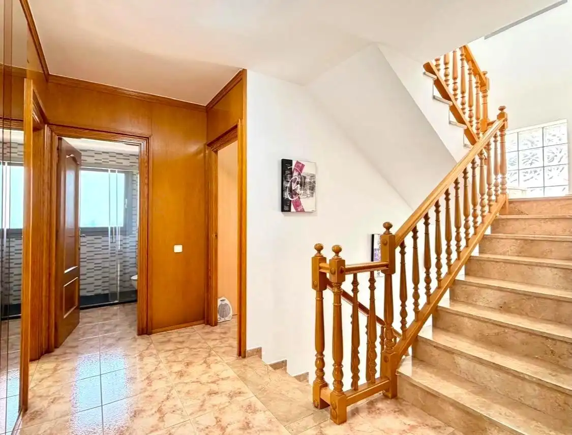 Maison avec terrasse à vendre à Carrer Carrer Penedès, imagen 28