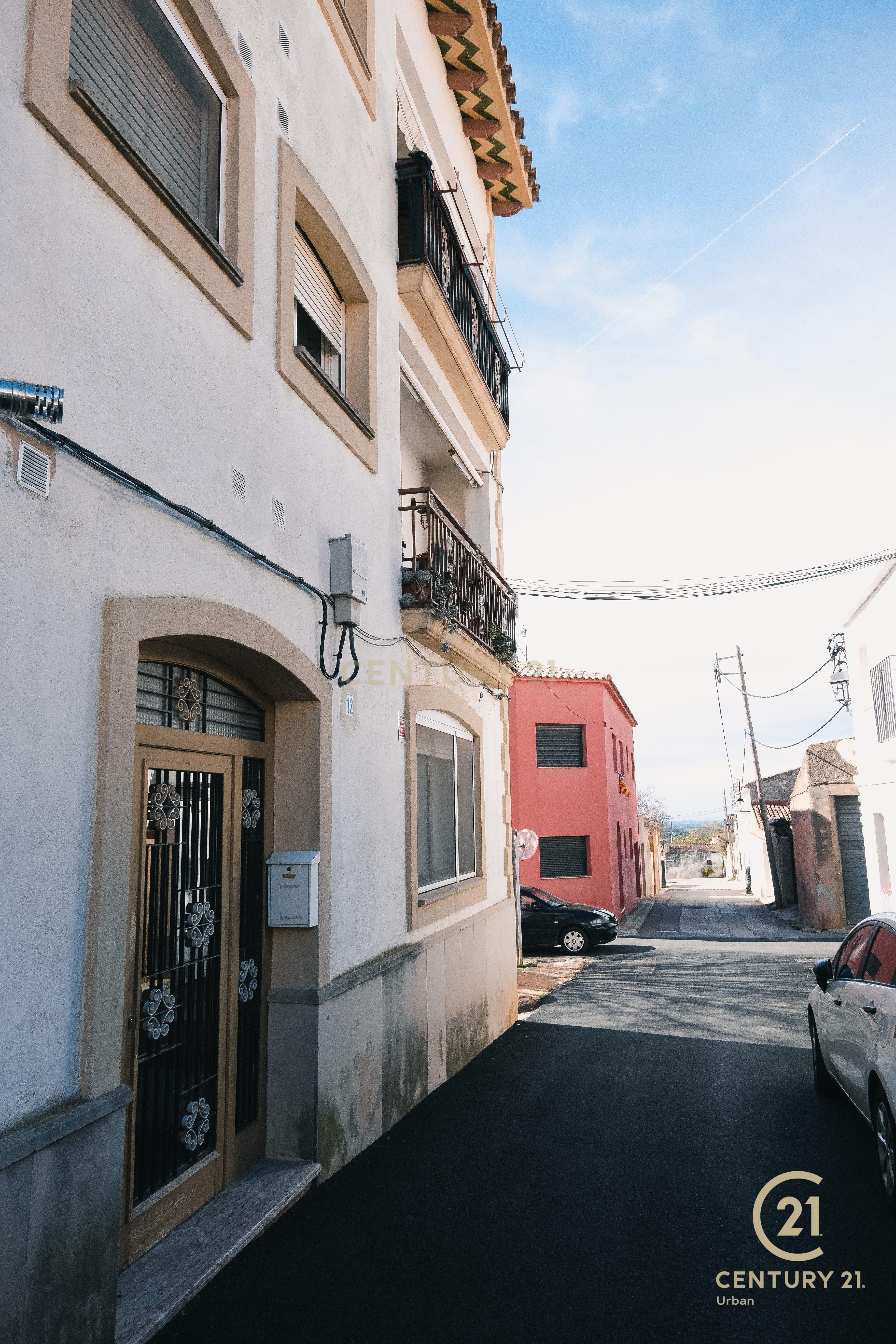 Außenansicht von Wohnungen zum verkauf in El Montmell mit Balkon