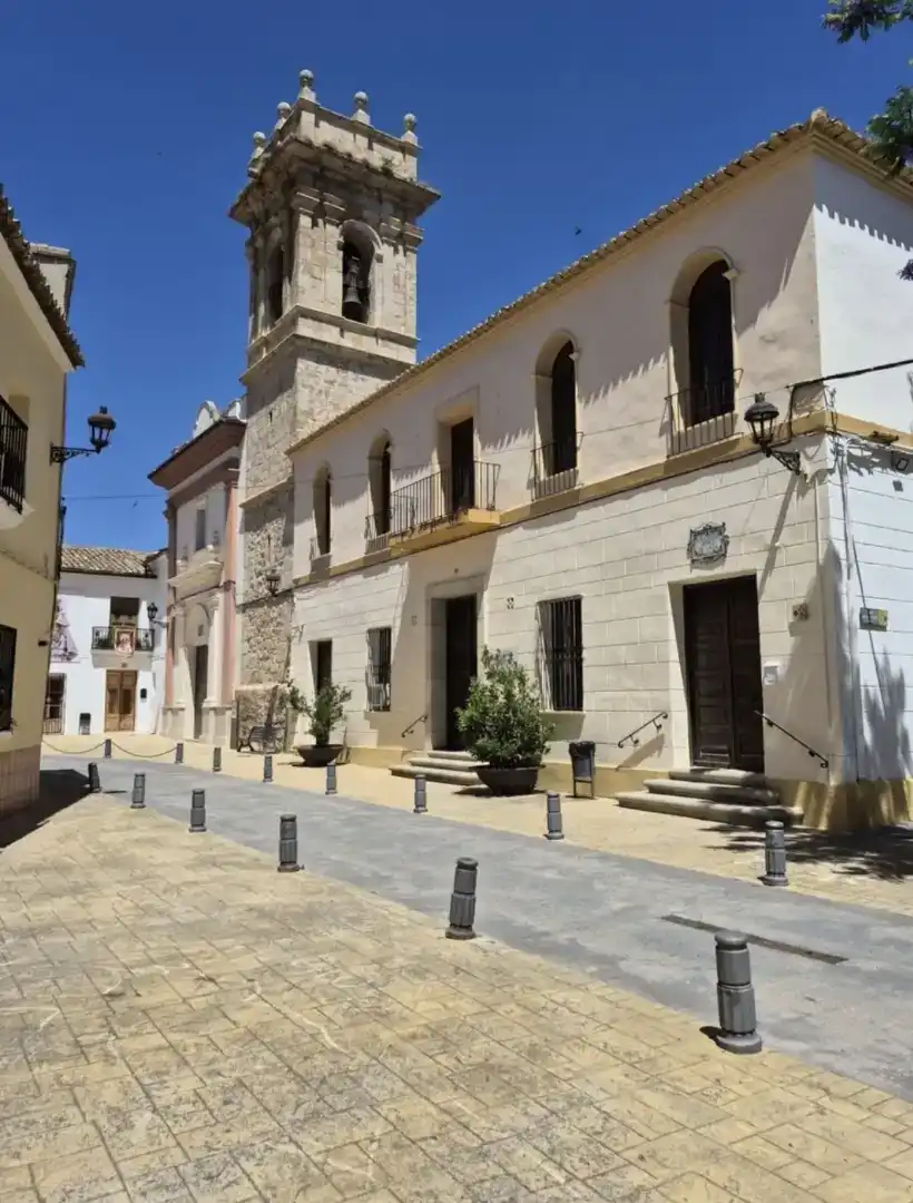 Vista exterior de Casa adosada en venda en Macastre amb Aire condicionat, Traster i Moblat