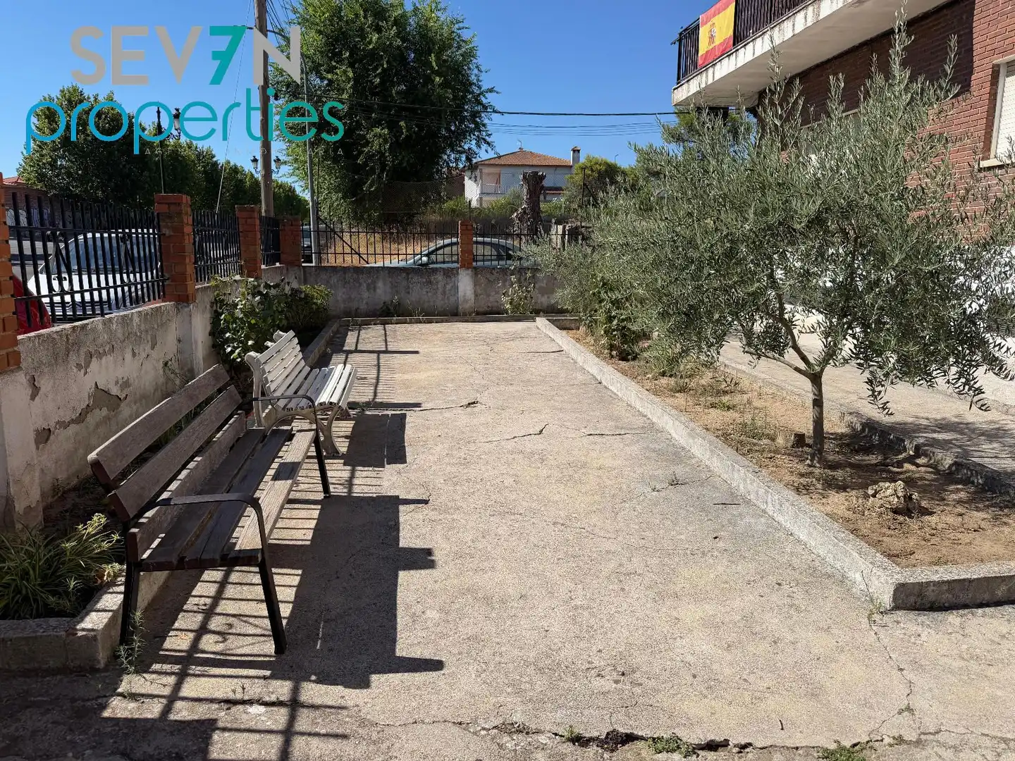Exterior view of Flat for sale in Las Ventas de Retamosa  with Air Conditioner, Heating and Oven