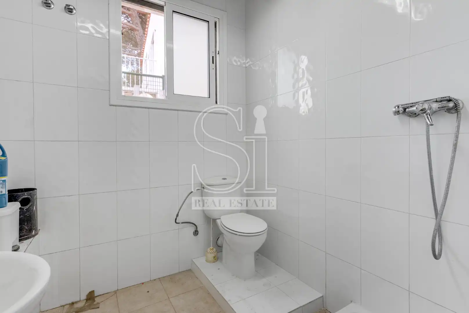 Bathroom of Houses for sale in Montcada i Reixac  with Air Conditioner, Heating and Private garden