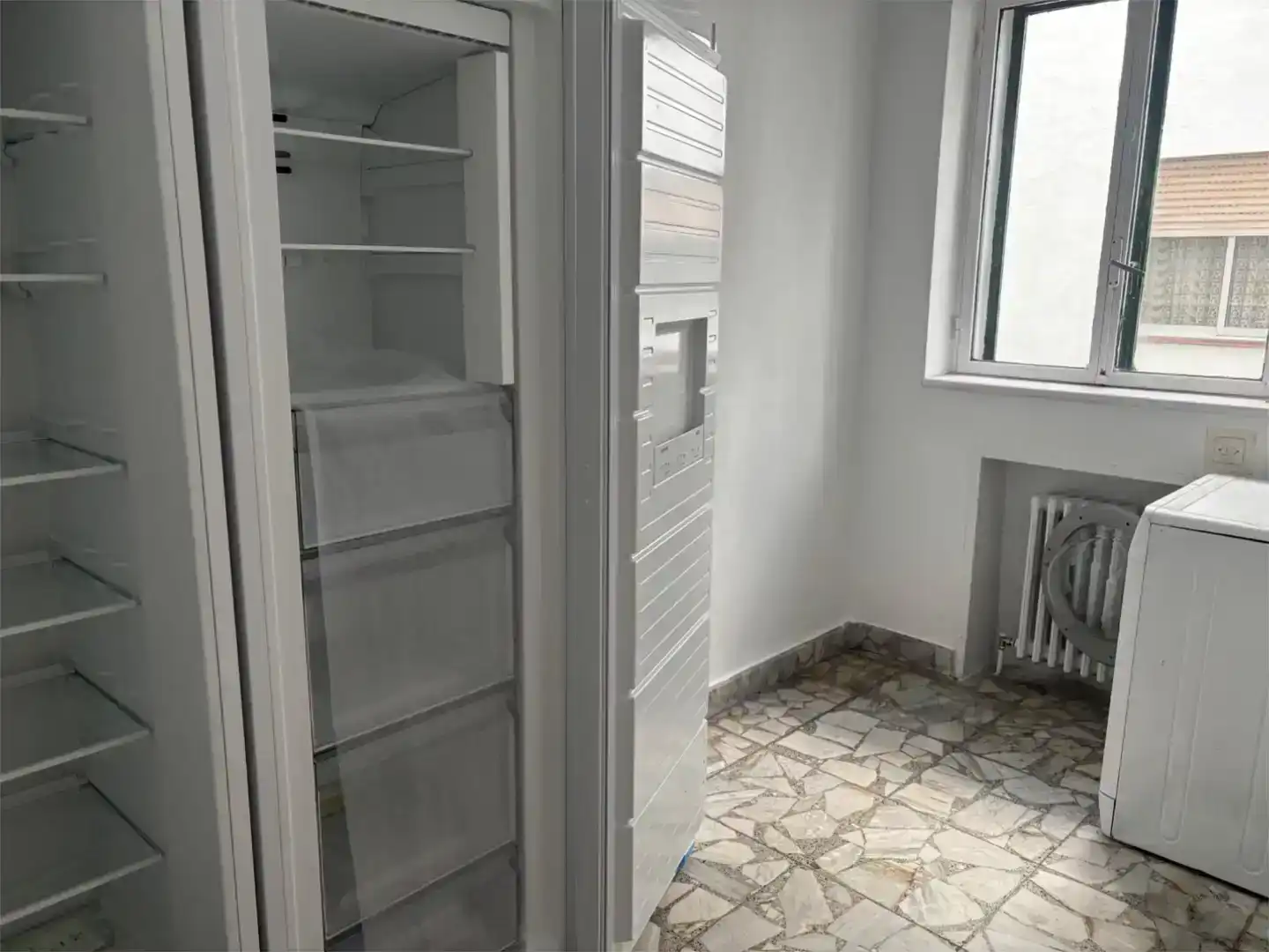 Cuina de Pis de lloguer en Ávila amb Parquet, Moblat i Balcó