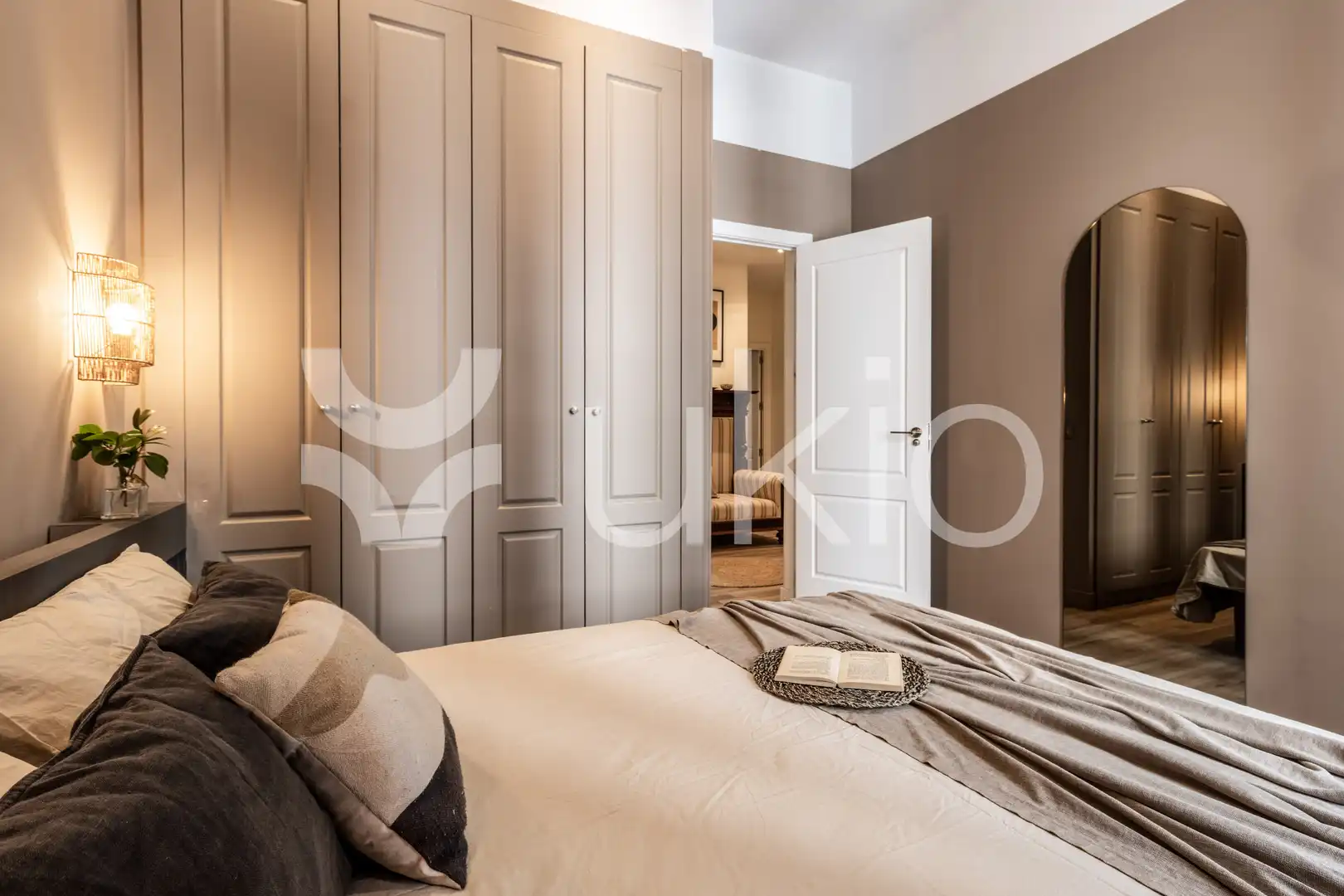 Apartament amb ascensor de lloguer a Calle de Gravina, imagen 12