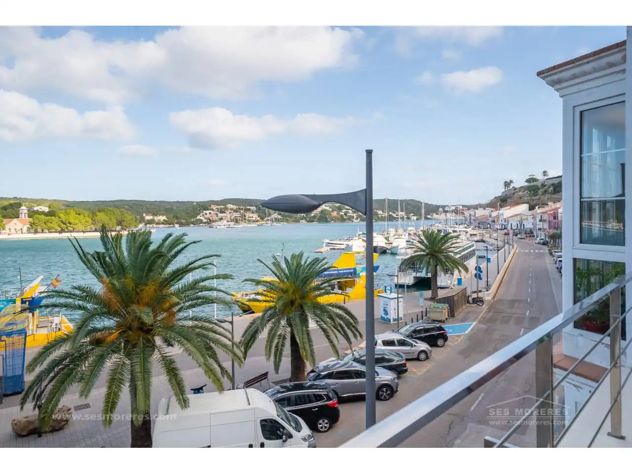 Vista exterior de Casa o chalet en venta en Maó - Mahón con Aire acondicionado, Calefacción y Terraza