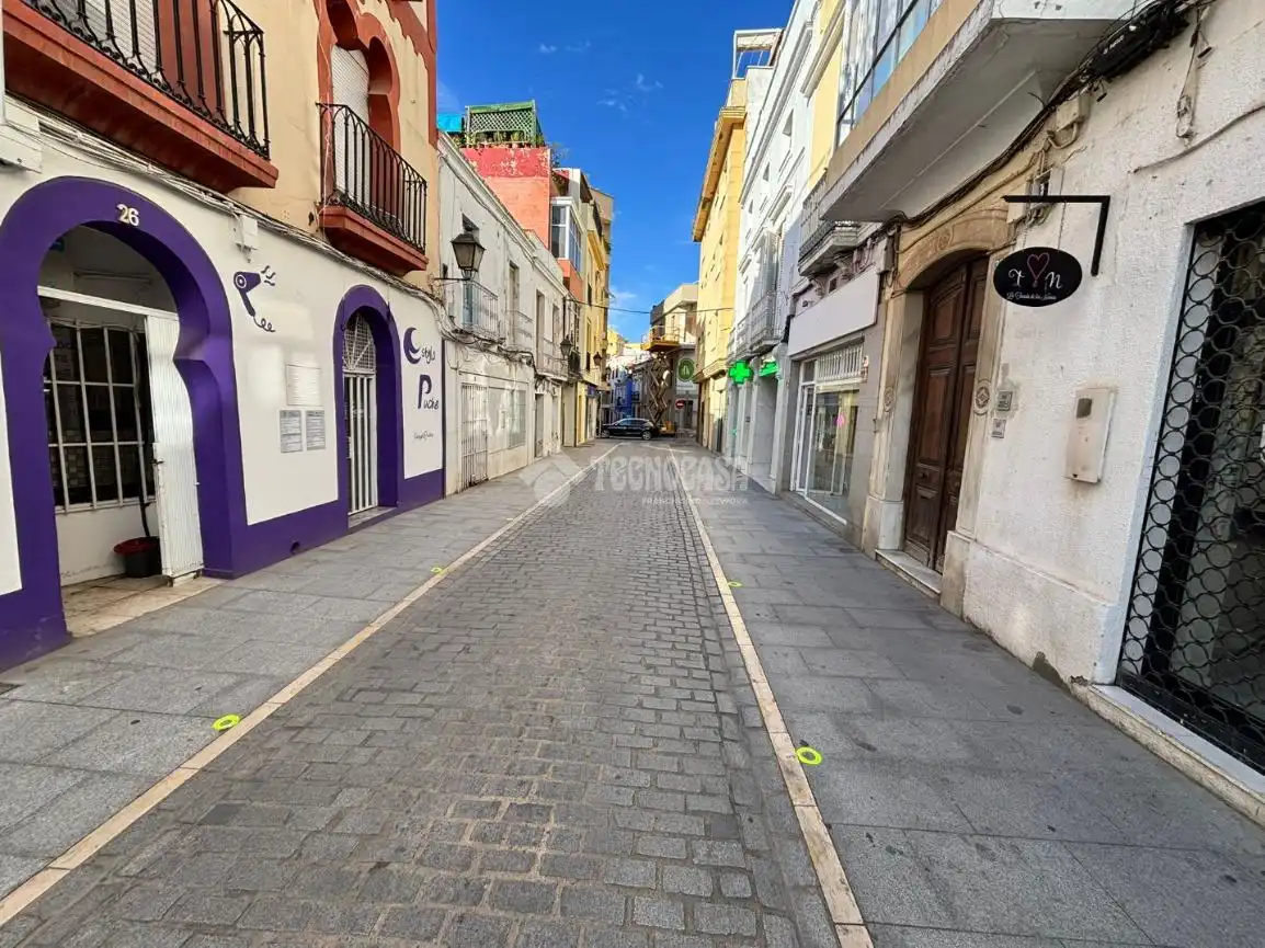 Vista exterior de Pis en venda en Badajoz amb Aire condicionat