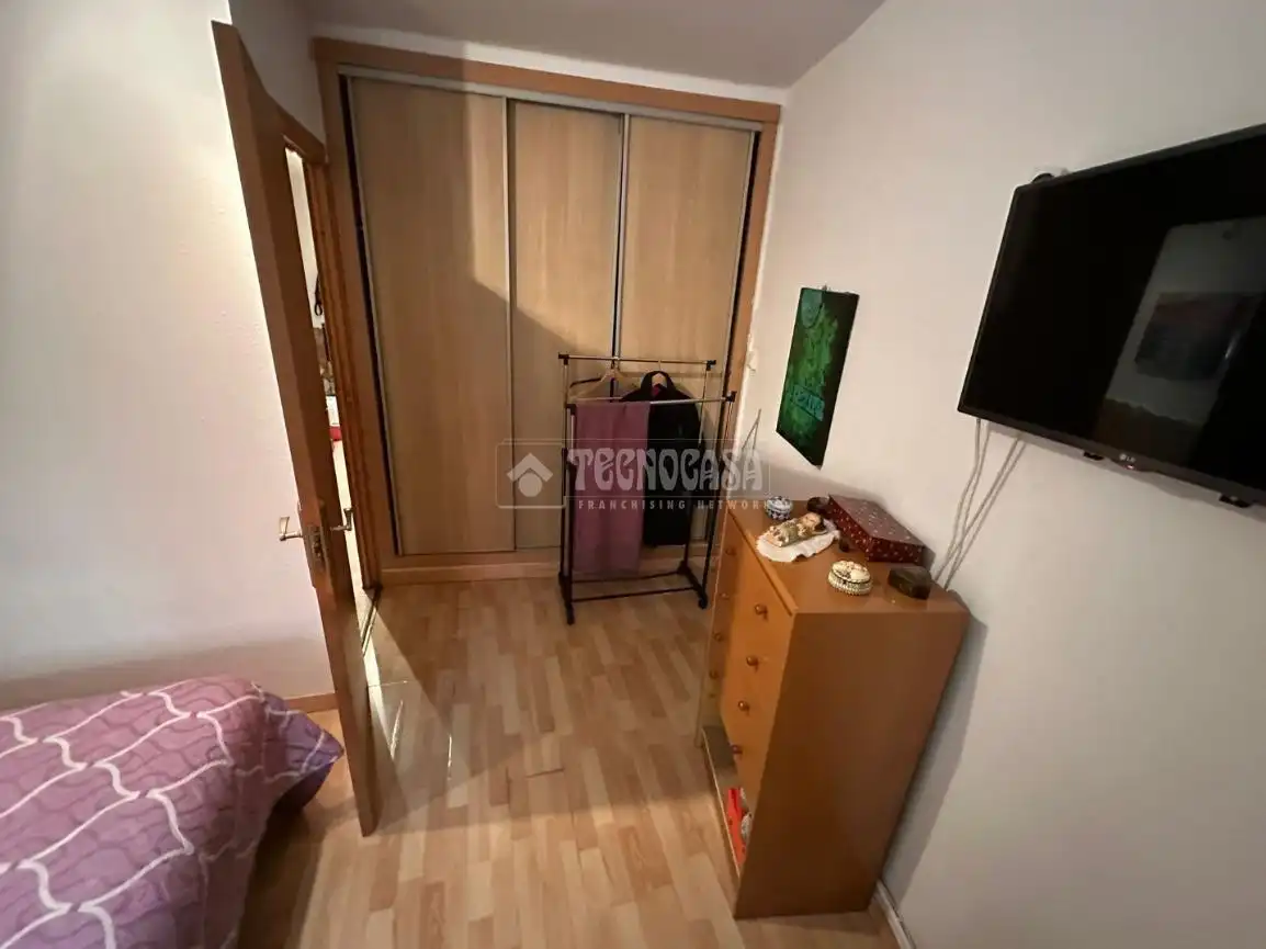 Habitación de Piso en venta en Zaragoza con Calefacción y Terraza