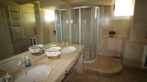 Amplio Chalet en Petrer Alicante con Parcela de 809 m2, imatge 4
