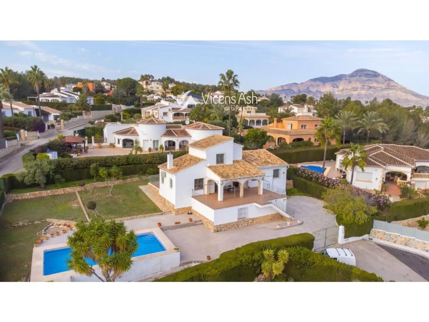 Exterior view of Houses for sale in Jávea / Xàbia  with Air Conditioner, Terrace and Storage room