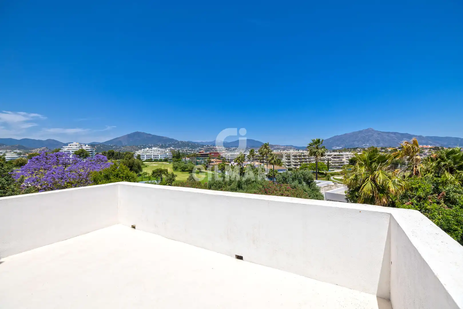 Exterior view of Detached homes for sale in Marbella  with Heating, Private garden and Swimming Pool