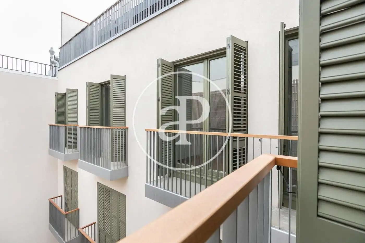 Terrasse von Wohnung zum Verkauf in Barcelona mit Klimaanlage, Heizung und Privatgarten