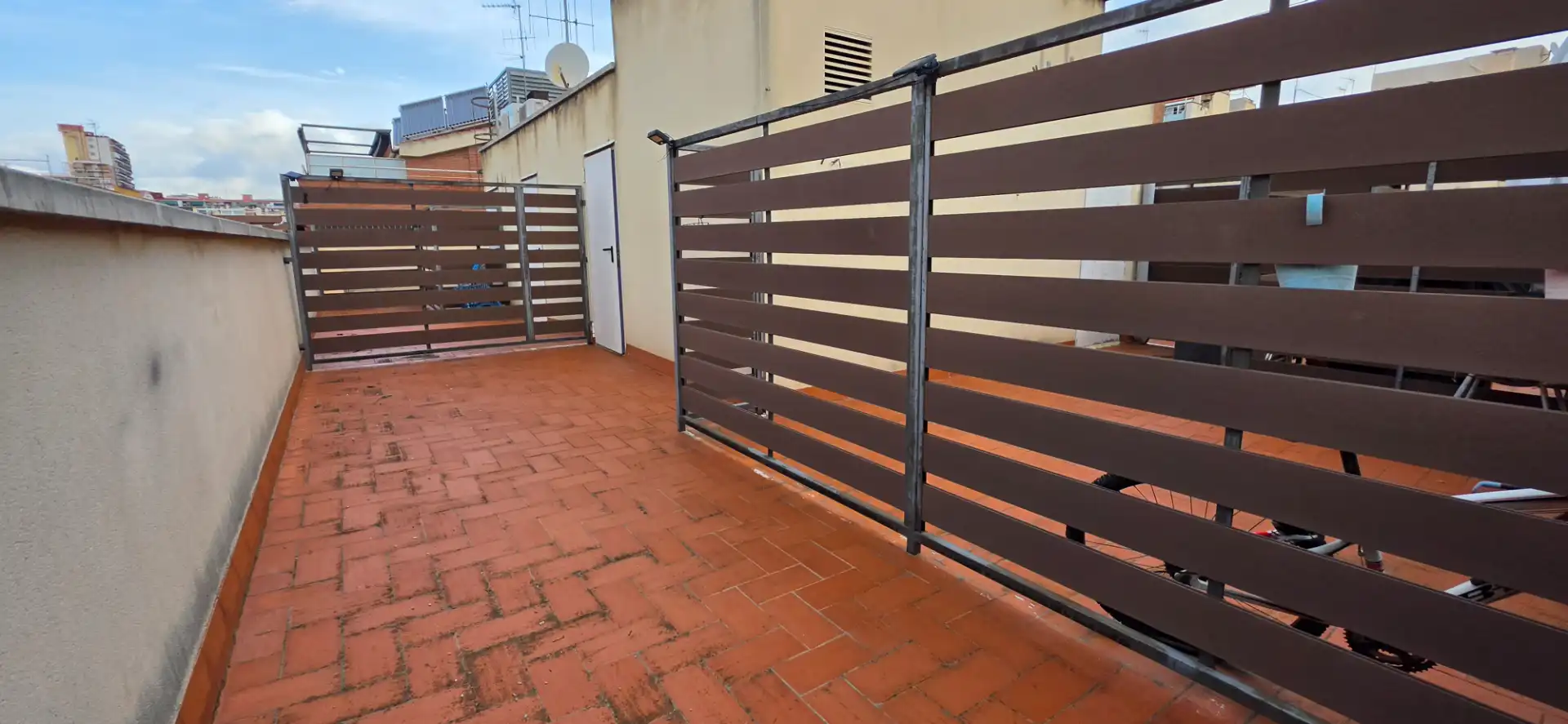Flat with terrace for sale in Carrer de Maria Auxiliadora, imagen 2