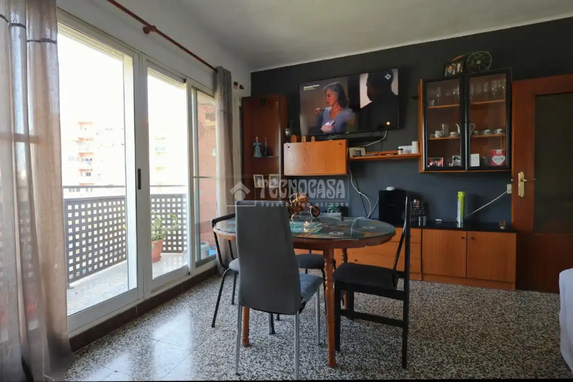 Wohnzimmer von Wohnung zum Verkauf in Sagunto / Sagunt mit Abstellraum und Balkon