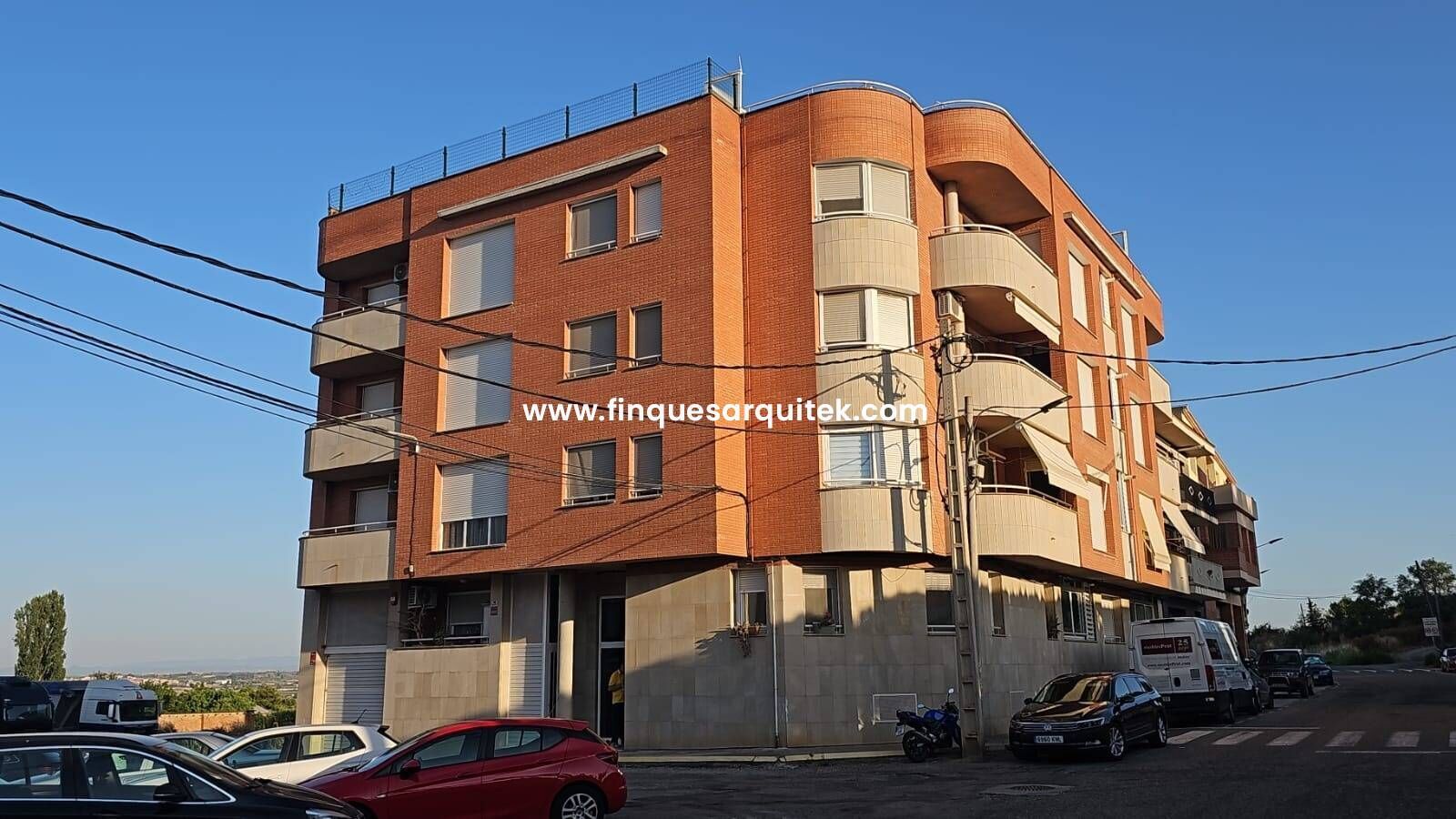 Vista exterior de Apartament en venda en Alcoletge amb Terrassa