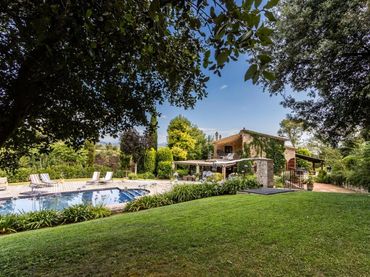 Casa rústica con balcón en venta en Carretera Carretera Gi-554, 4