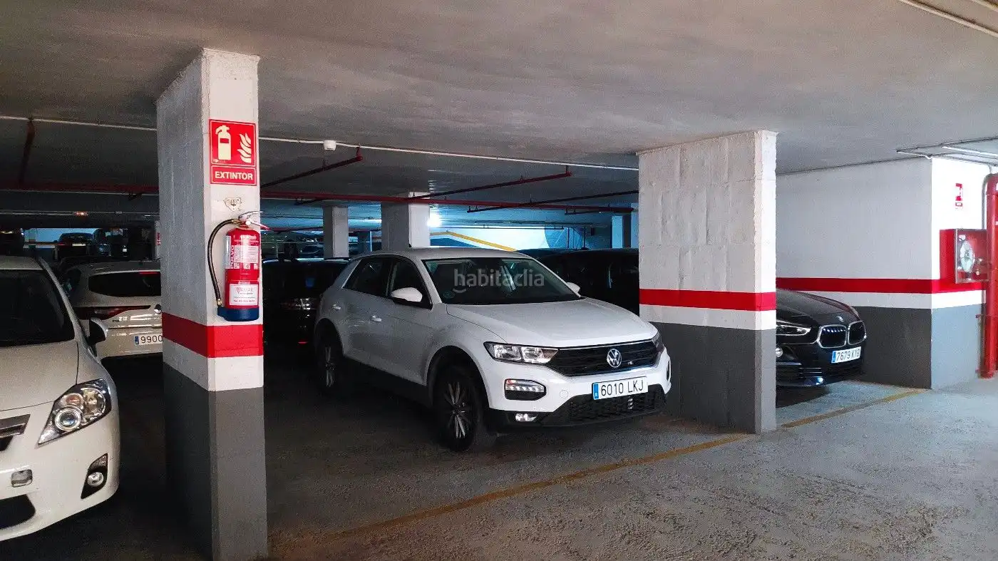 Individuale in vendita a Carrer de les Corts 36, imagen 3