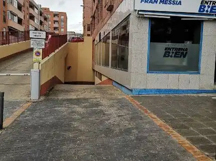 Exterior view of Garage for rent in  Toledo Capital