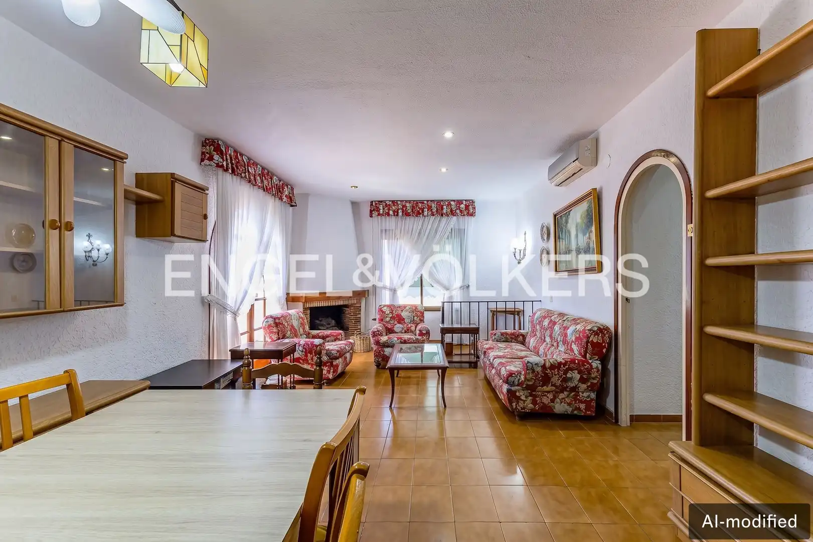 Sala de estar de Casa adosada en venta en Tarragona con Calefacción, Jardín privado y Terraza