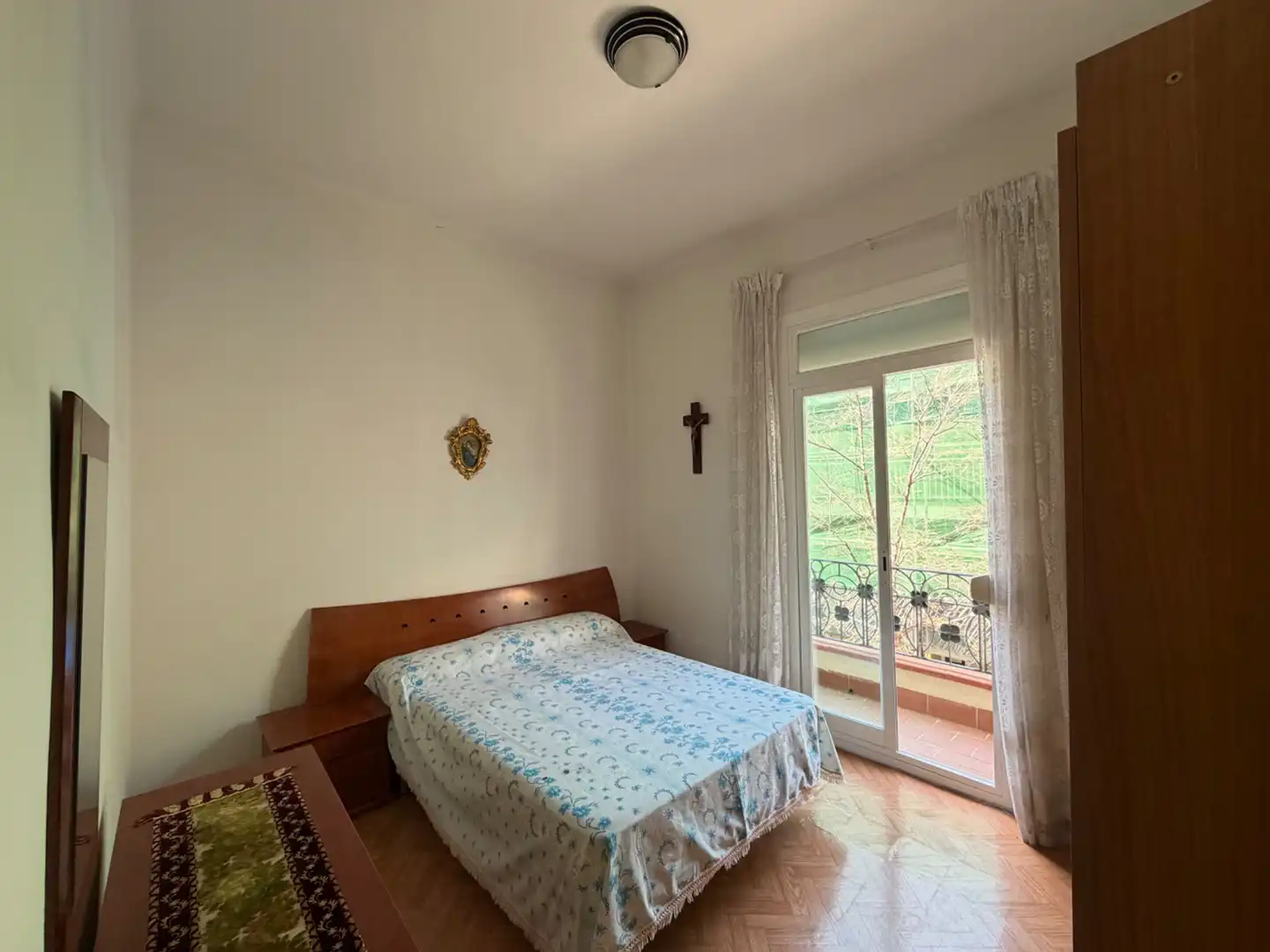 Habitación de Piso en venta en Barcelona con Balcón