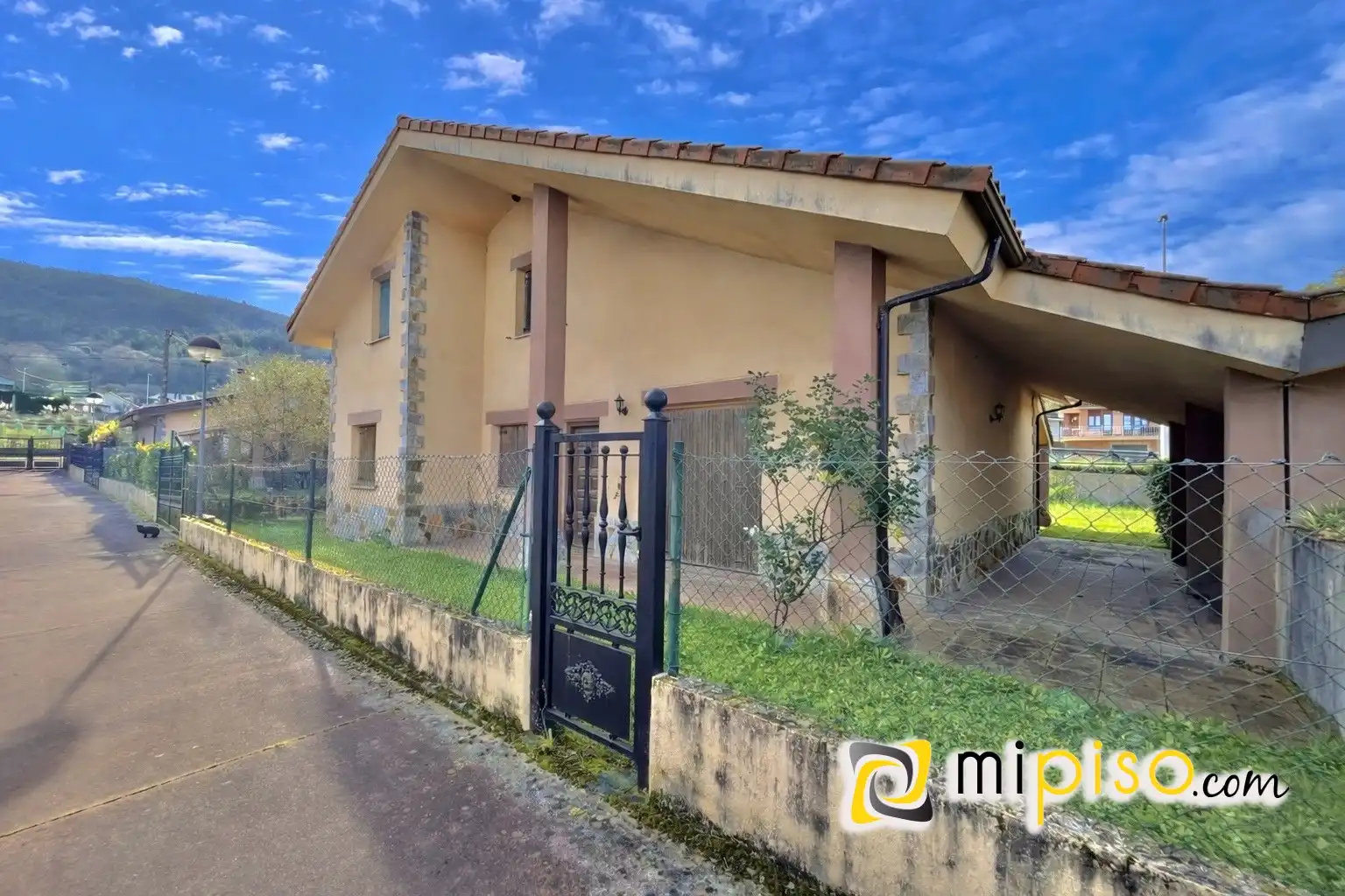 Vista exterior de Casa o chalet en venta en Voto con Calefacción