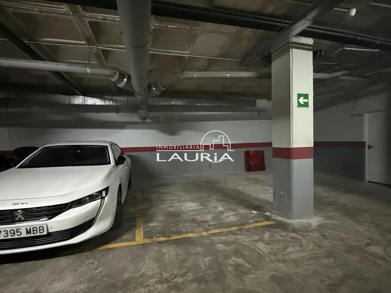 Parking of Flat for sale in Burjassot  with Air Conditioner, Heating and Private garden