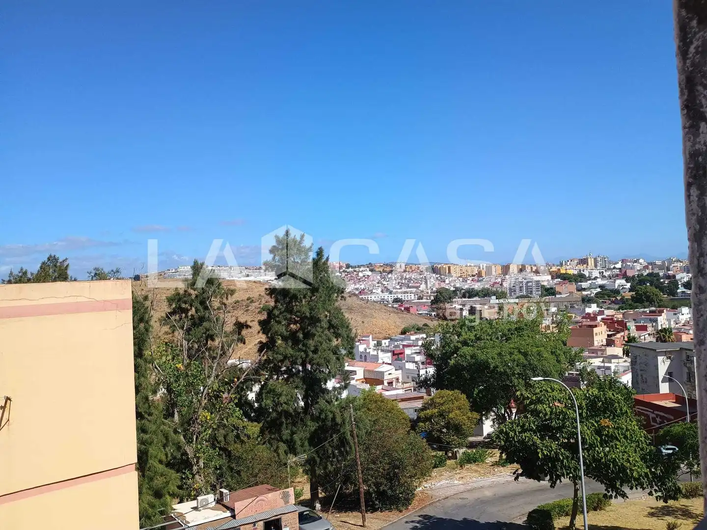 Vista exterior de Pis en venda en Algeciras