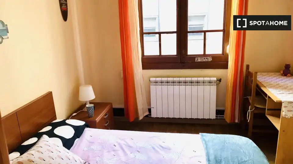 Habitación en Centro - Areal