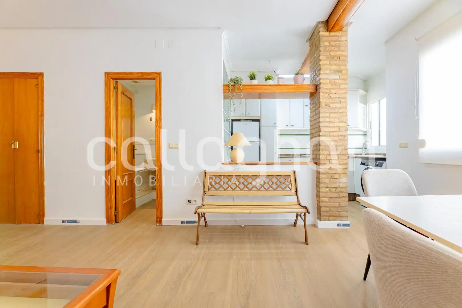 Wohnzimmer von Wohnung zur Miete in Valencia mit Klimaanlage, Abstellraum und Möbliert