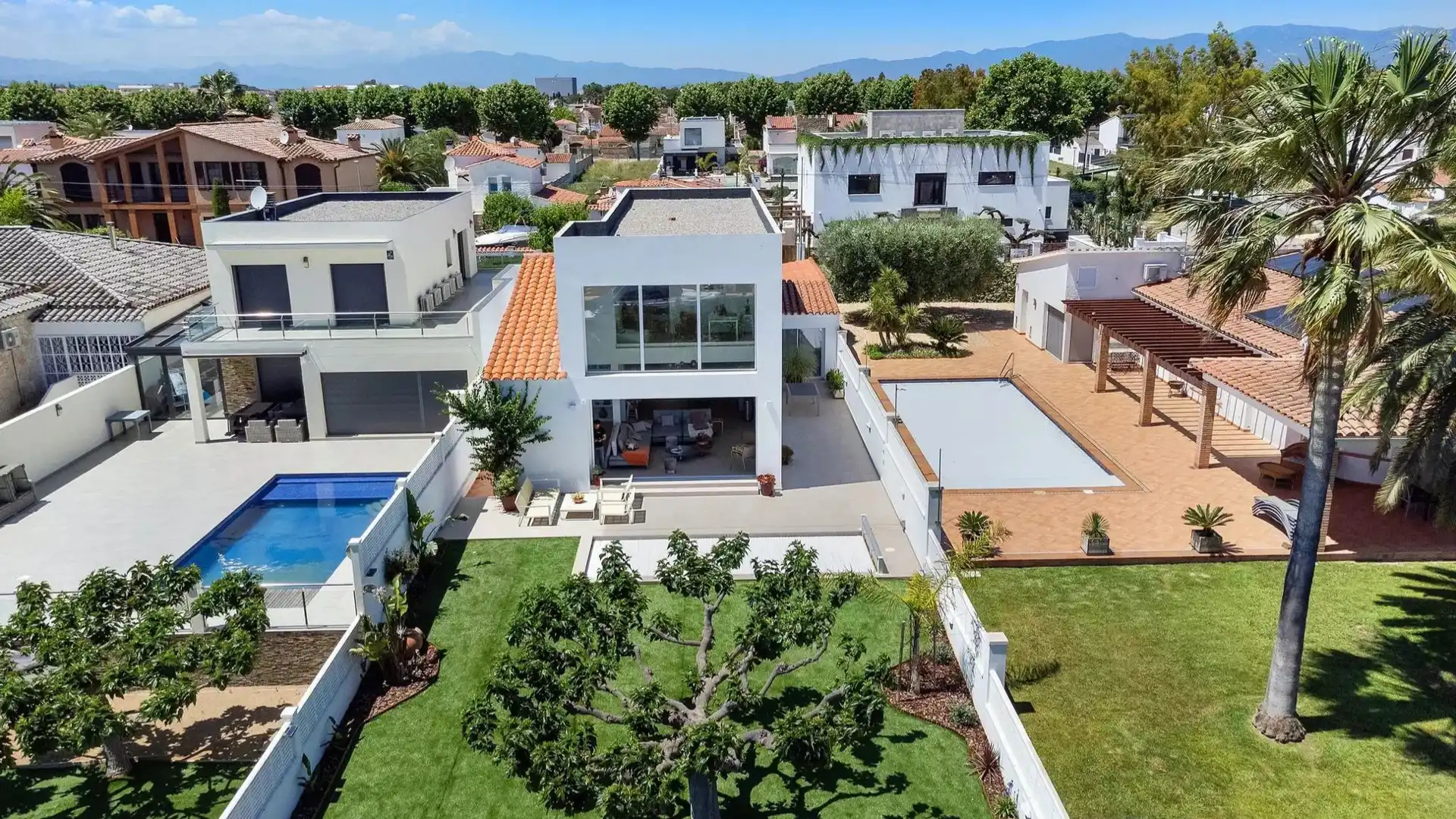 Casa con piscina in vendita a Carrer Segre, imagen 5