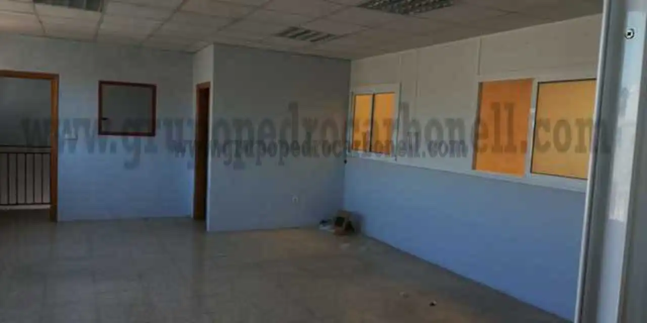 Nave industrial en alquiler en Torrellano, imagen 2