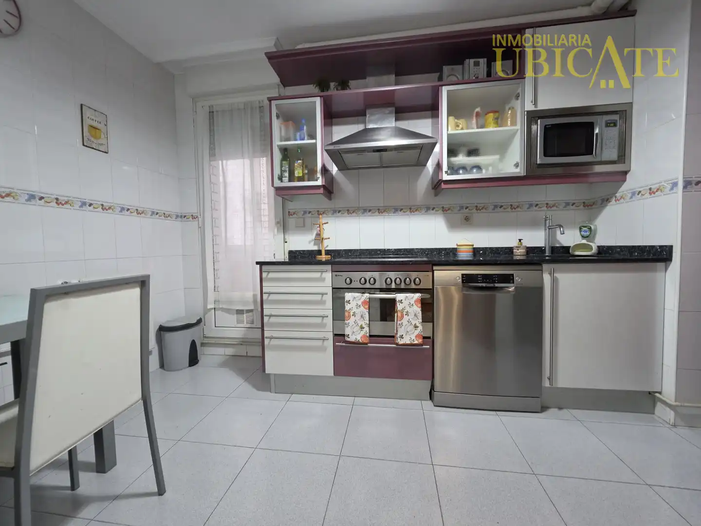 Cocina de Piso en venta en Castro-Urdiales con Calefacción, Parquet y Terraza