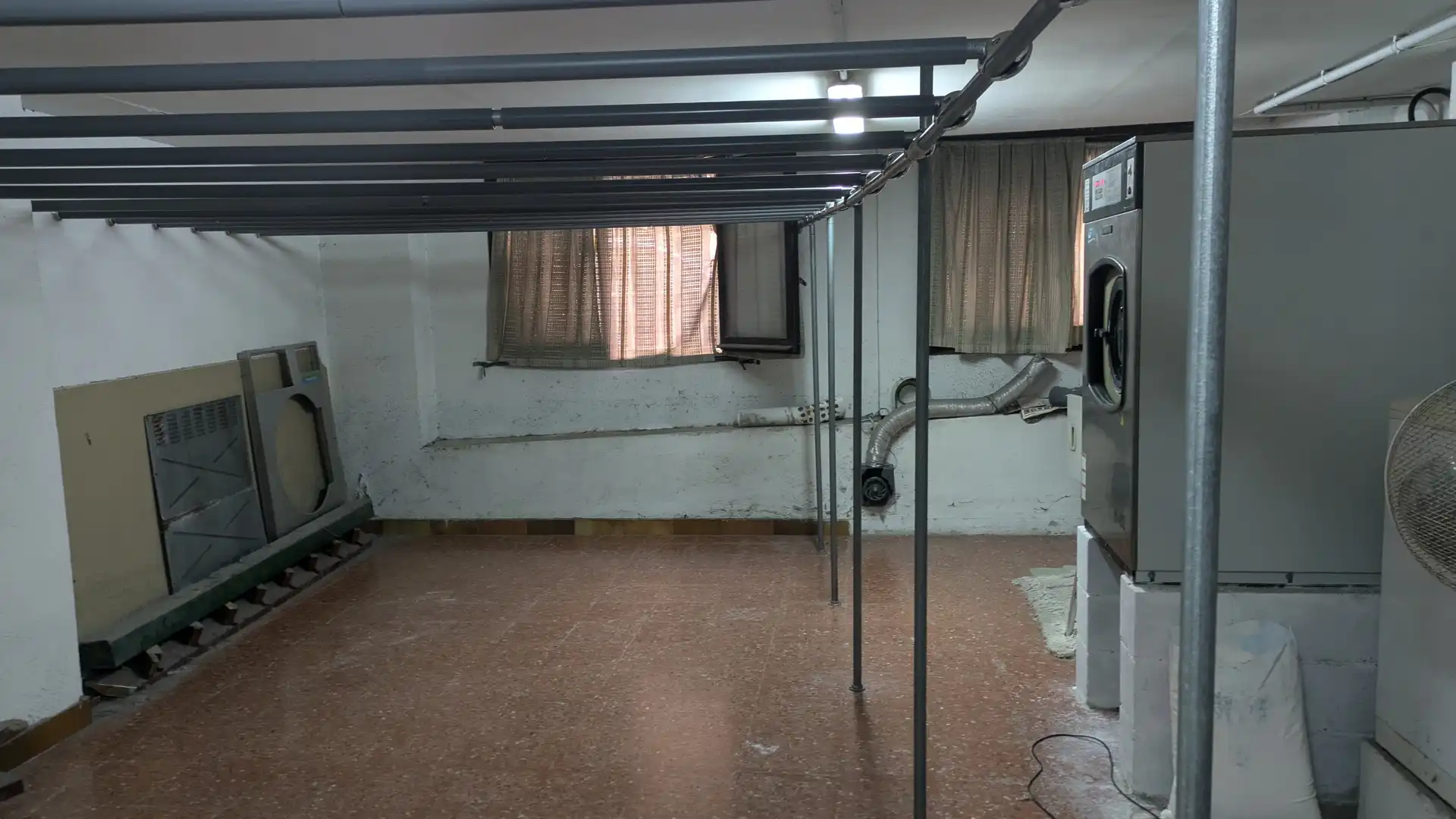 Local comercial en venda a Centre, imagen 5