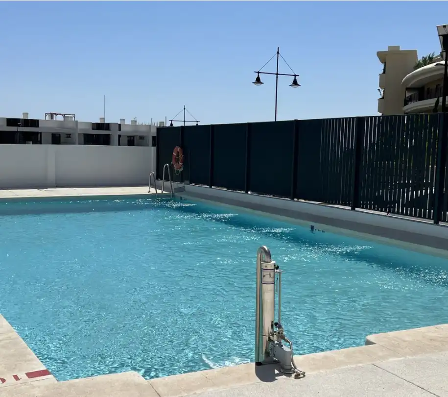 Piso con piscina en venta en La Capellanía - El Higuerón