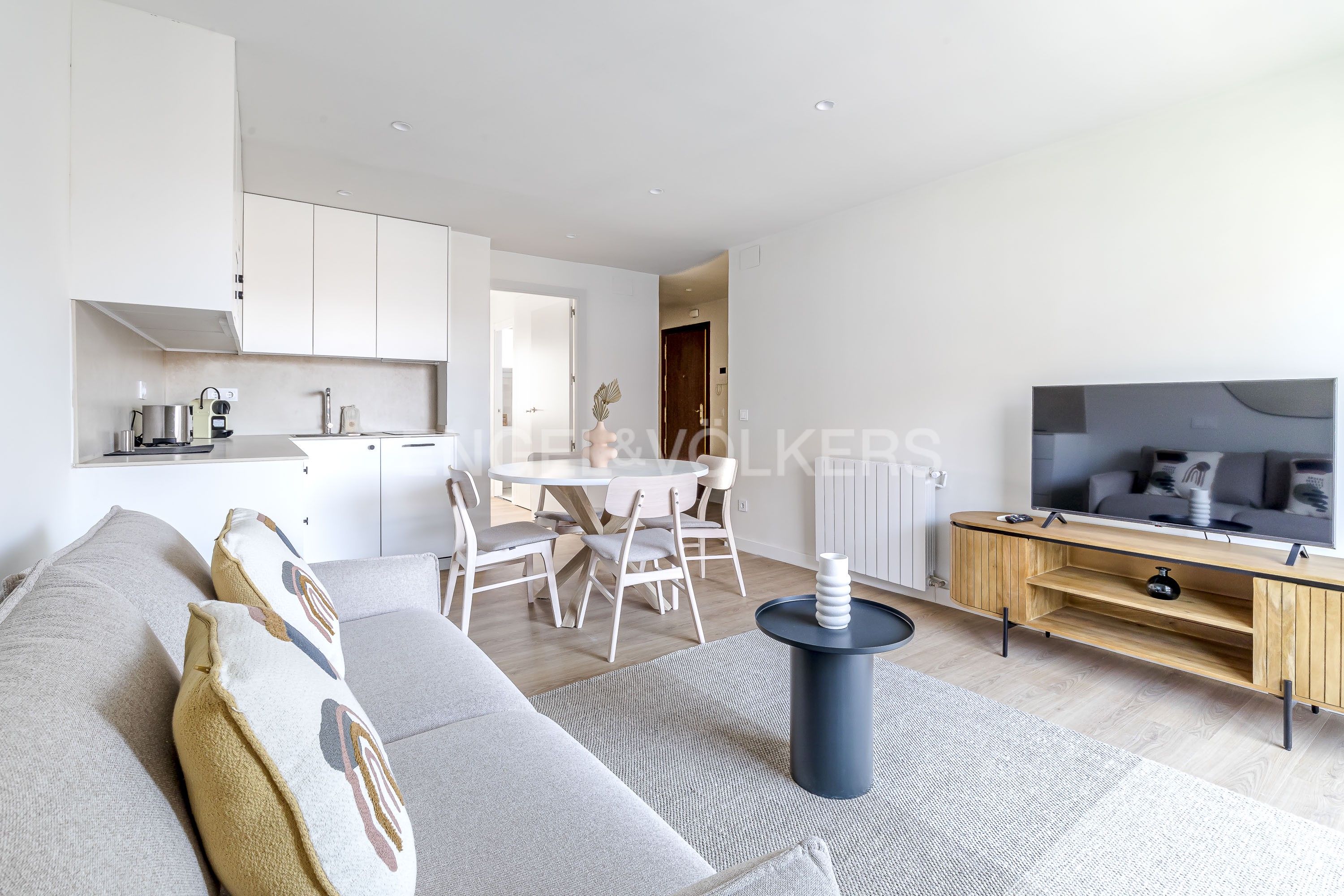 Sala de estar de Apartamento de alquiler en  Madrid Capital con Aire acondicionado, Calefacción y Terraza