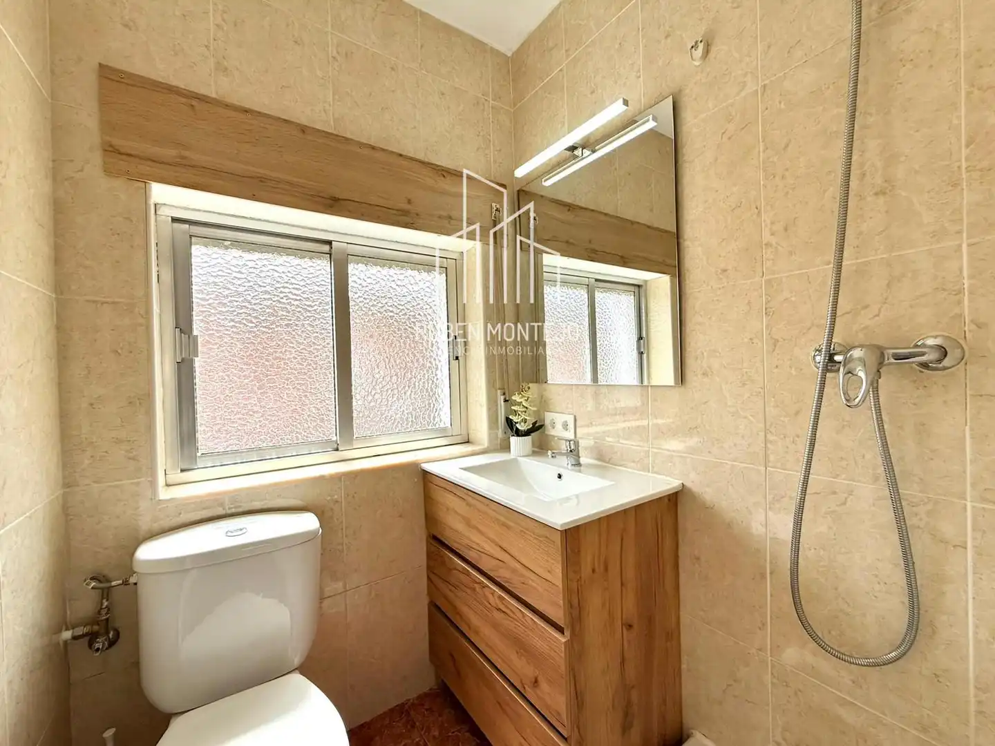 Baño de Piso en venta en Salamanca con Calefacción, Amueblado y Horno