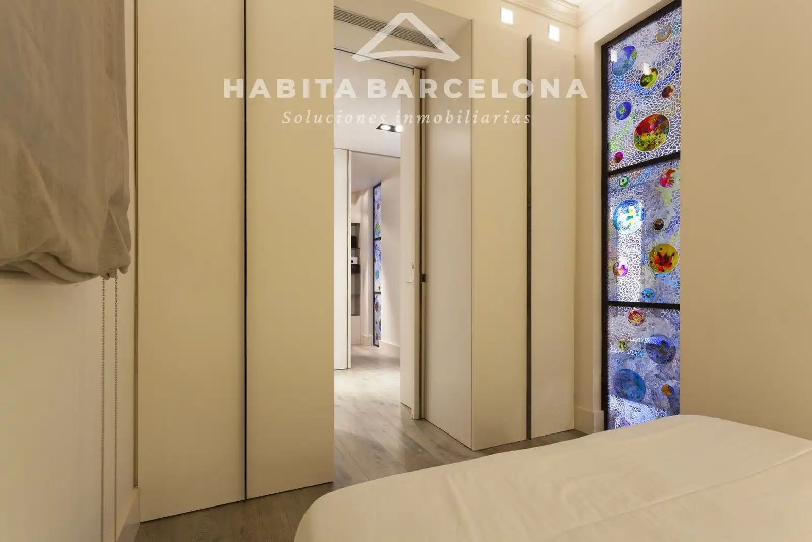 Bedroom of Flat for rent in Barcelona  with Air Conditioner, Heating and Parquet flooring