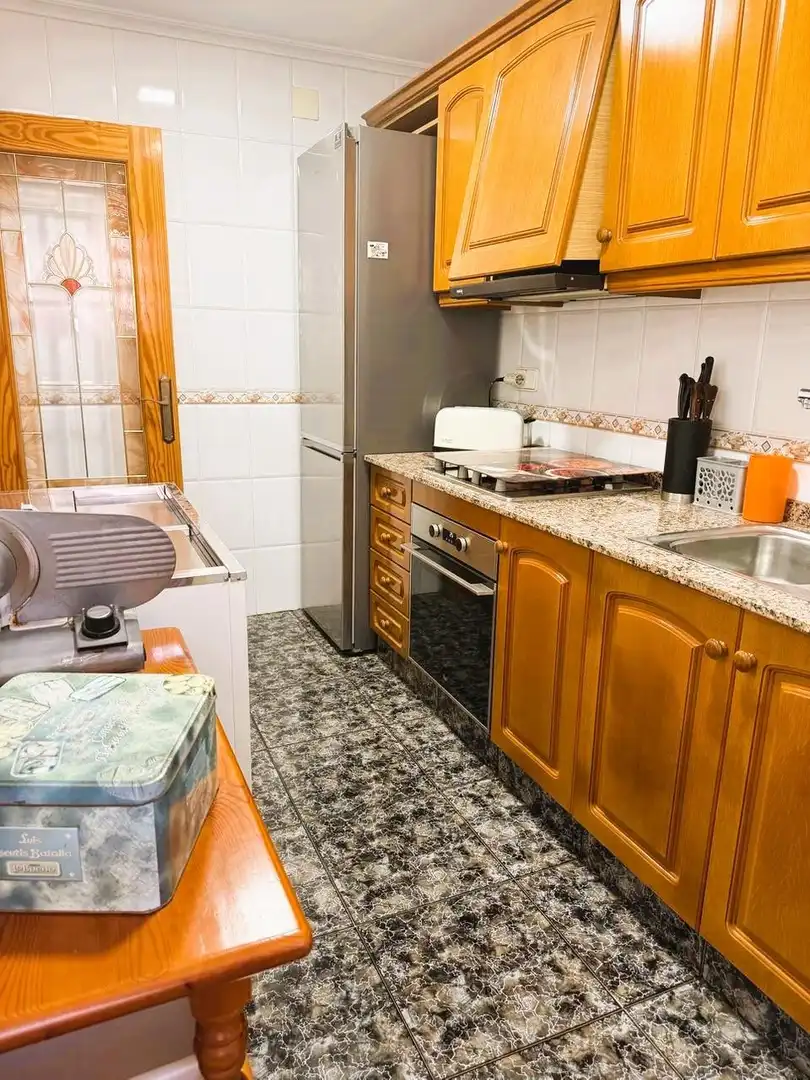 Cocina de Piso en venta en Los Arenales del Sol